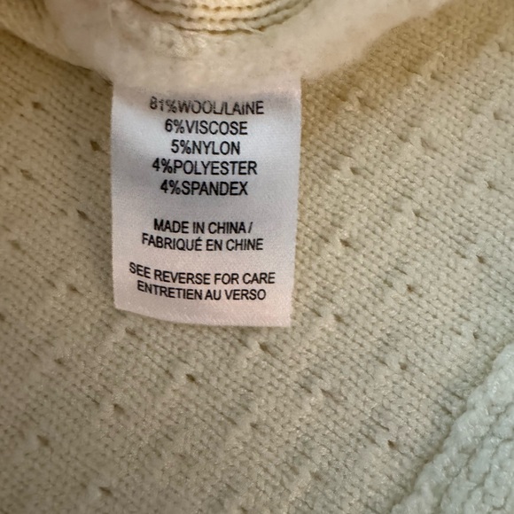 NWT WOMENS RONNY KOBO Dawn Cardigan in Ecru
Ronny Kobo. Sizes: S, M, L - Picture 5 of 10